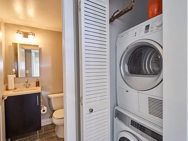 1801 Swann St NW #101 — Photo 19