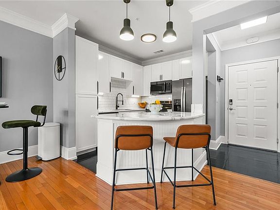 3rd image of 401 16th St NW Unit 1457