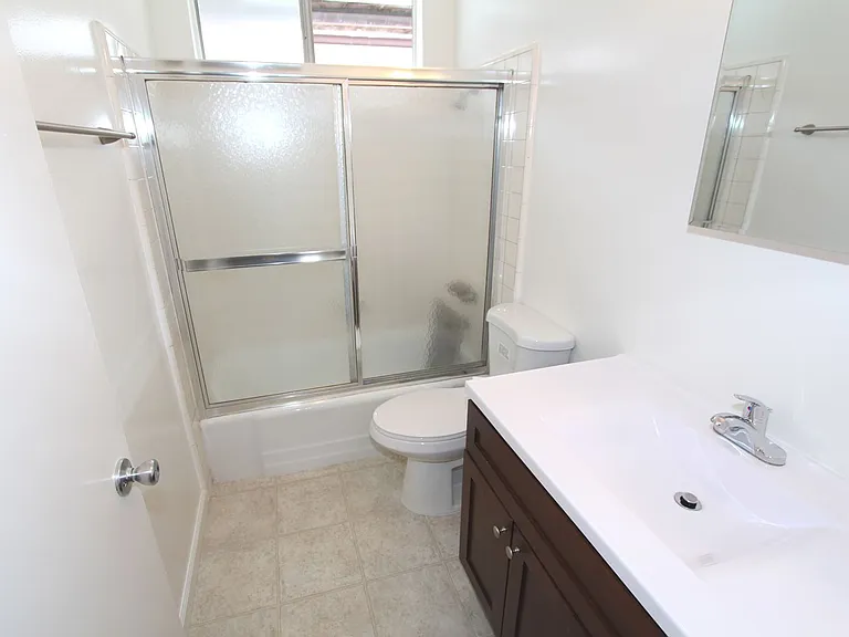 7435 Canby Ave — Photo 5