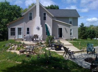 5540 Farley Rd, Clarkston, MI 48346