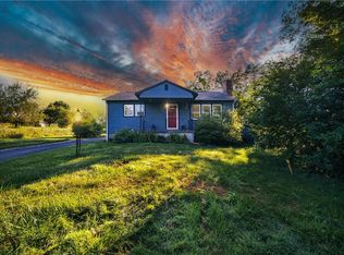 39 Warn Ave, Pine Bush, NY 12566