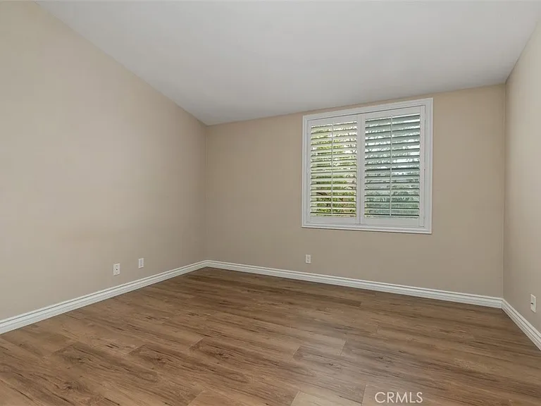 64 Mission Ct — Photo 7