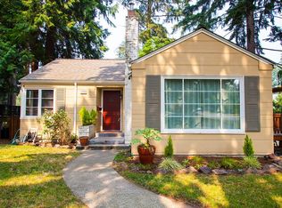 2760 NE 88th St, Seattle, WA 98115