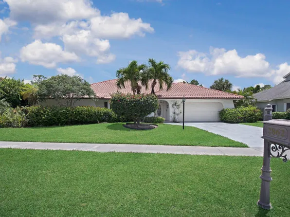 2862 Biarritz Dr, Palm Beach Gardens, FL 33410