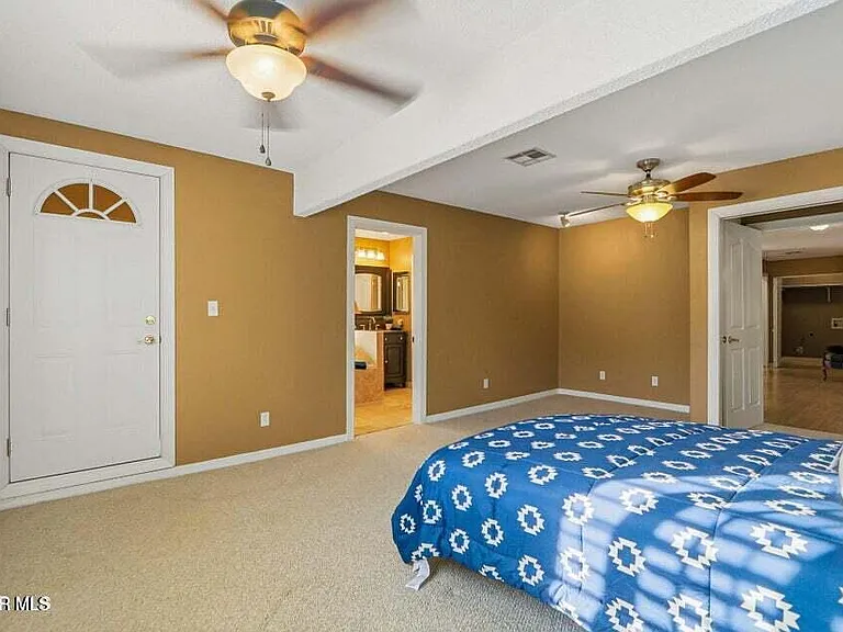 650 Vera Ct — Photo 33