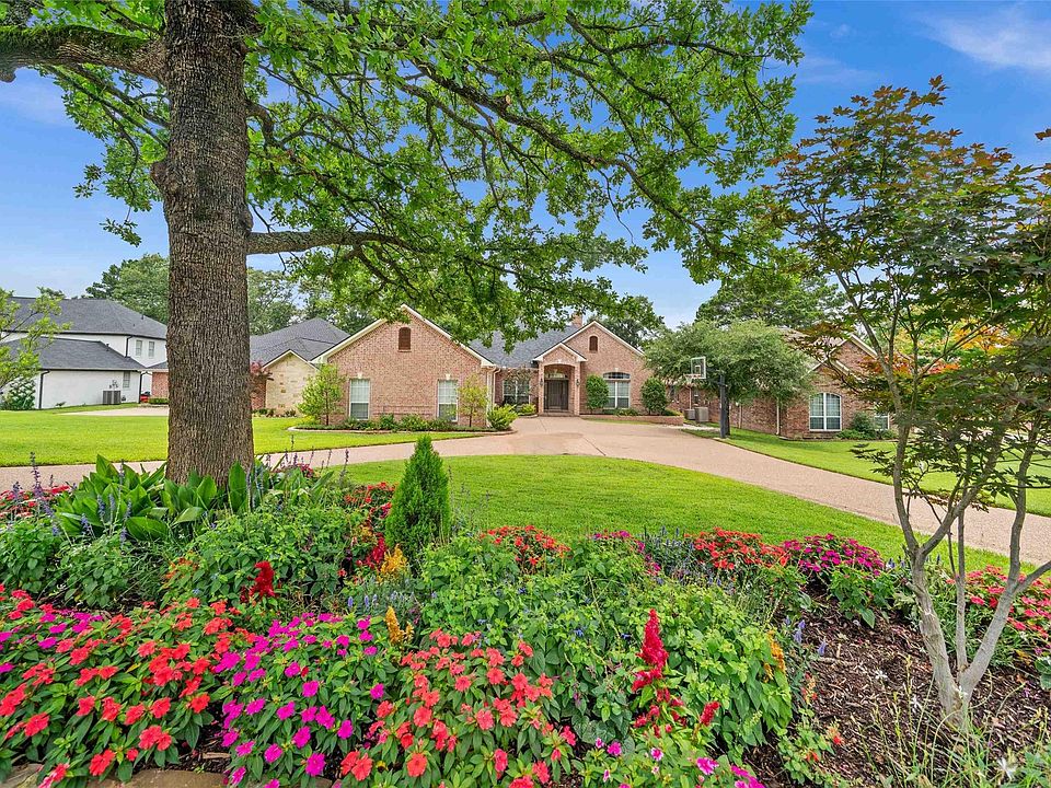 1st image of 420 Bunker Dr