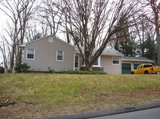 356 Field St, Naugatuck, CT 06770