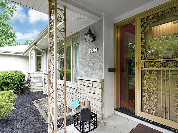 2nd image of 4710 Scenic Dr