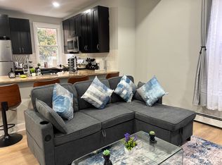 40 Manhattan Ave FLOOR 2, Jersey City, NJ 07307