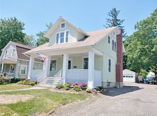 5 Glendenning St, Norwalk, CT 06851