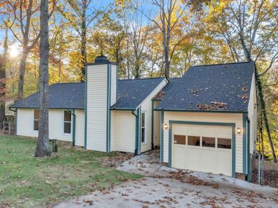 145 W Celestial Dr, Greer, SC, 29651