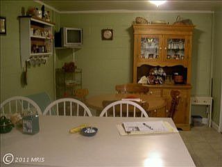 5th image of 1189 Wayne Ave
