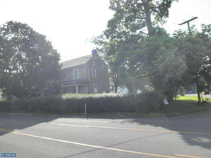 2nd image of 15136 Kutztown Rd