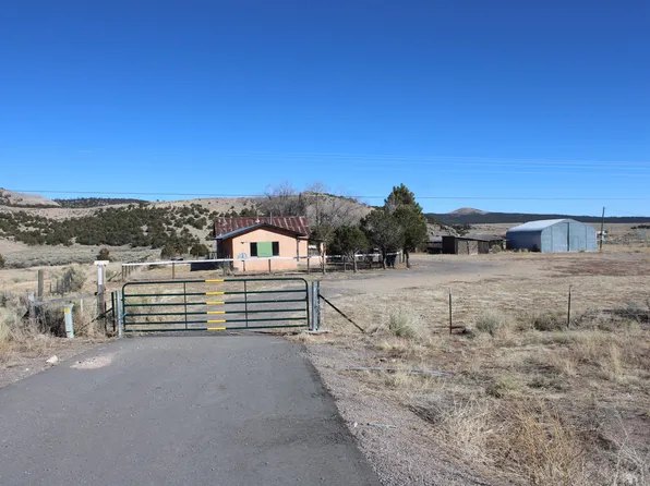 39048 Us Highway 285, Tres Piedras, NM 87577