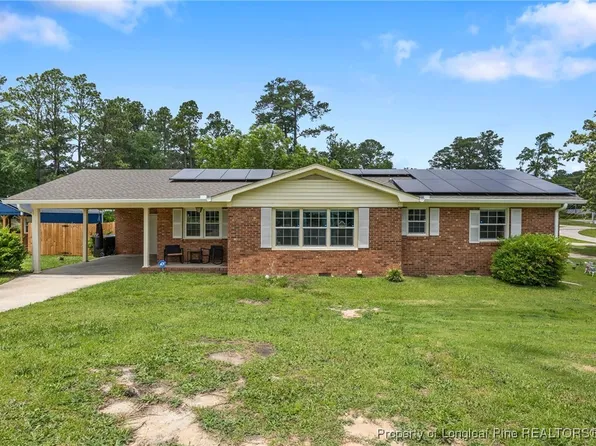 701 Dandridge Dr, Fayetteville, NC 28303