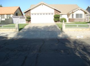 13180 Tamarisk Rd, Victorville, CA 92395