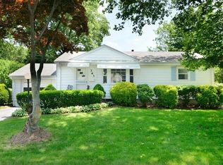 363 Colonial Blvd, Township Of Washington, NJ 07676