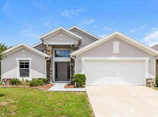 202 Tower View Dr E, Haines City, FL 33844