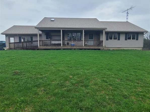 7931 Clear Lake Rd, Brown City, MI 48416