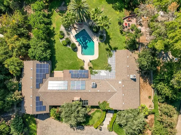 5490 E Liberty Ave, Fresno, CA 93727