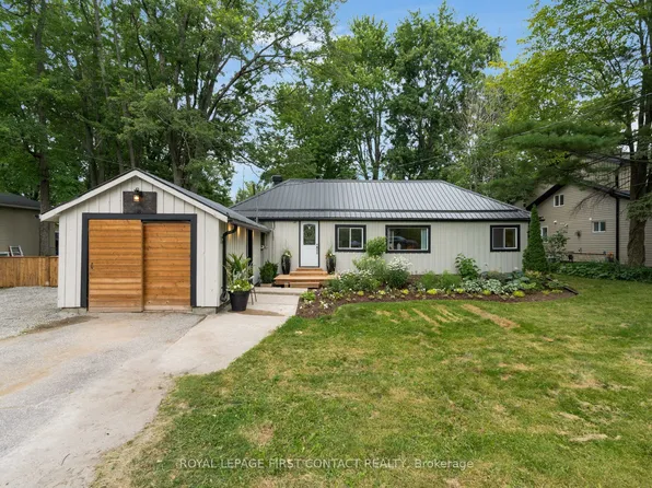 3403 Bayou Rd, Severn, ON L3V 0V8