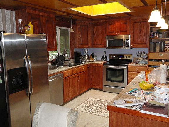 Stainless appliances stay