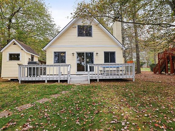 2nd image of 6063 Boardwalk Dr
