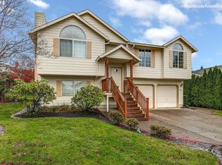 78 SW Riverview Pl, Gresham, OR 97080