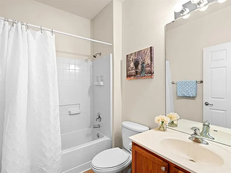 109 Providence St — Photo 25
