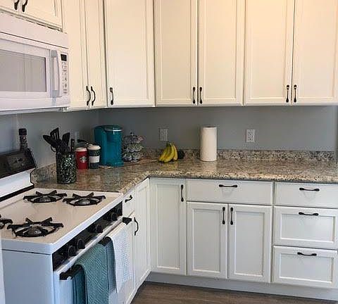 5th image of 13128 Detroit Ave APT 3
