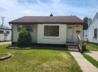 2745 Margaret St, Melvindale, MI 48122