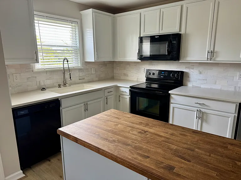 2219 Mason Bee Dr — Photo 5
