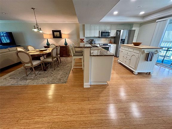 5th image of 1117 Pinellas Bayway S APT 404