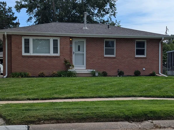 3211 S 121st St, Omaha, NE 68144