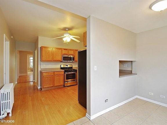 4th image of 2419 W Leland Ave #2