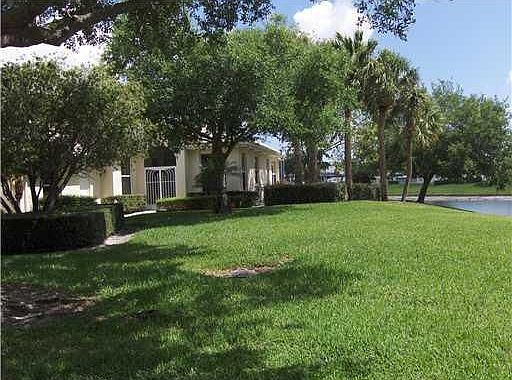 2nd image of 2552 SW Greenwich Way
