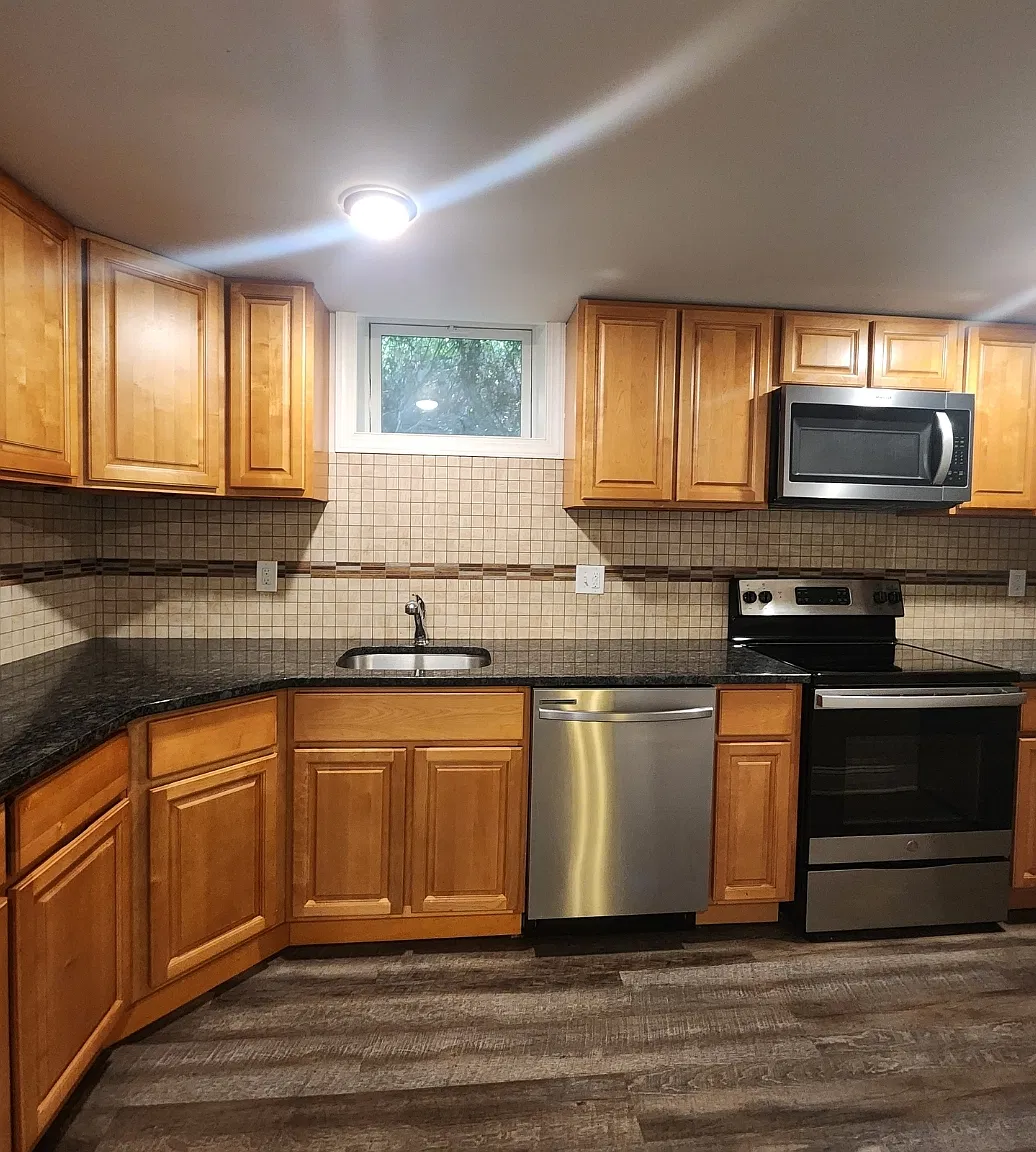 2 bed, 1100 sqft, $1,300 — Photo 1