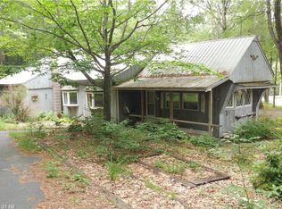 21 Village Cir, Shapleigh, ME 04076