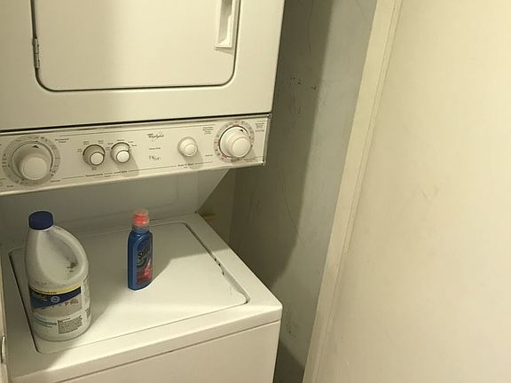 4th image of 2341 N Janssen Ave #1FF