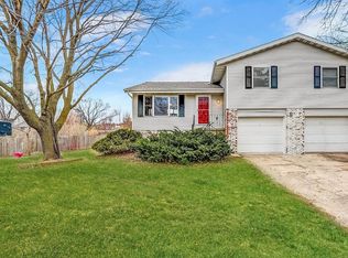 126 Rickel Rd, Sun Prairie, WI 53590