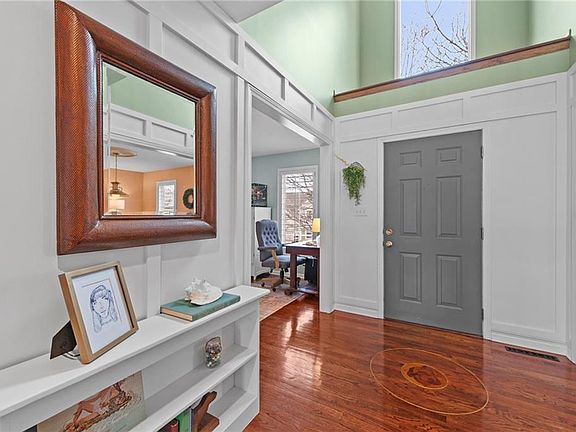 5th image of 2800 SW Twincreek Ct