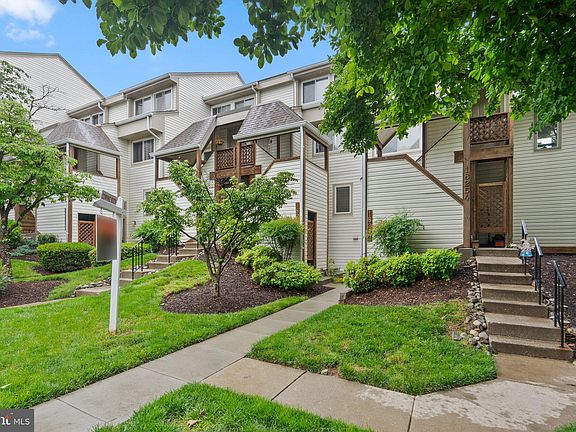 3rd image of 18250 Windsor Hill Dr #313