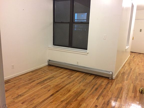 2nd image of 463 17th St #Dd