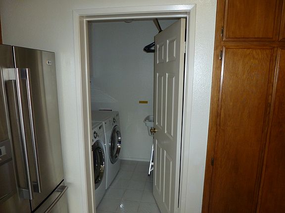 Laundry with storage