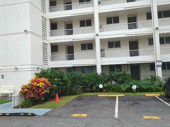 2nd image of 1515 Ward Ave APT 406