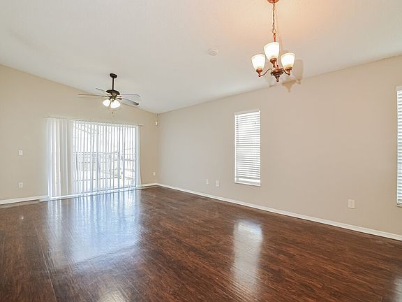 5th image of 105 Rock Springs Ct