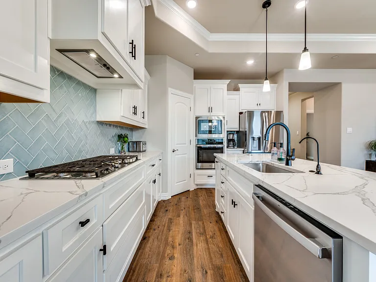 4300 Carrera Dr — Photo 6