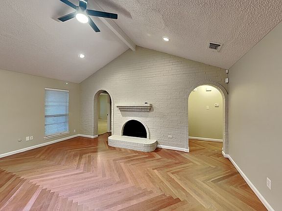 2nd image of 7709 Silveridge Dr