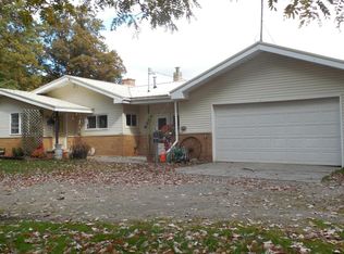 3228 W Fillmore Rd, Ithaca, MI 48847