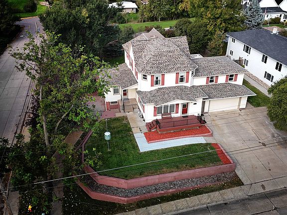 2nd image of 3102 8th Ave
